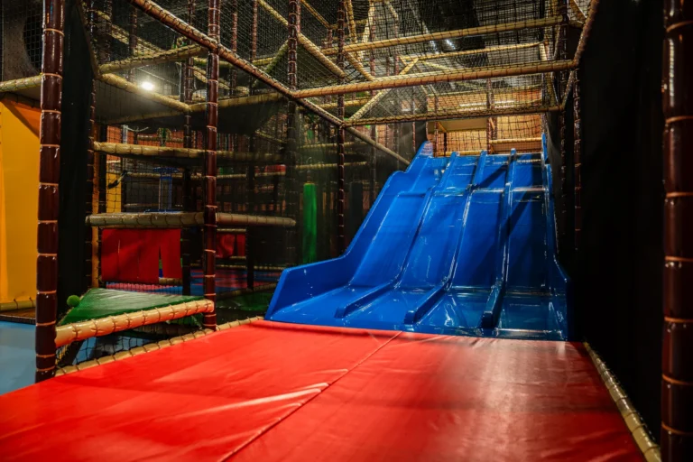 Toboggans im Magic Parc
